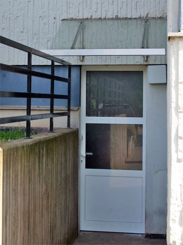 Türen und Fenster