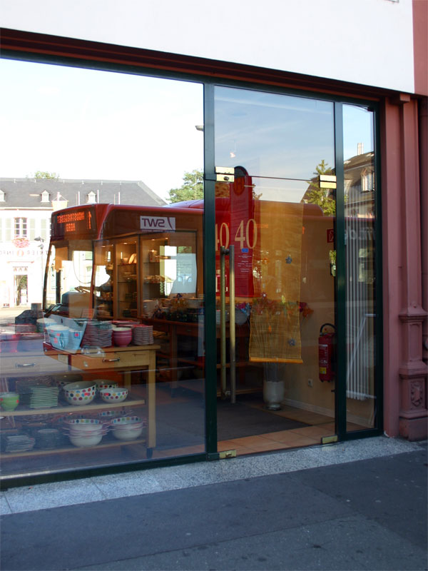 Türen und Fenster